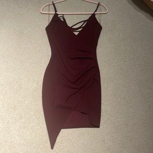 Maroon short dress